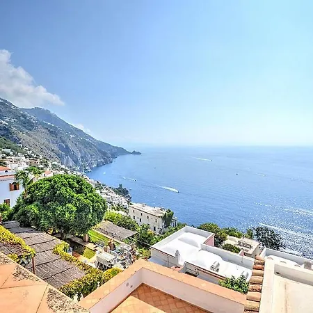 Sleeps 8 Pool Air Con Wifi *
